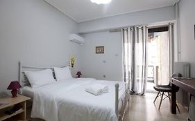 Chalandri, A Newly Renovated Studio